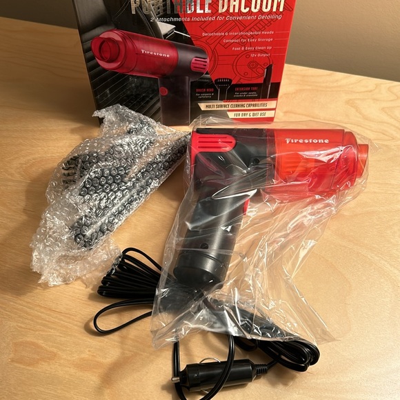 FIRESTONE Automotive Portable Vacuum - Picture 4 of 6